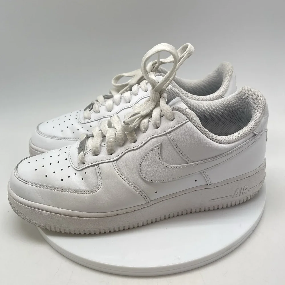 Nike‎ Air Force 1 07 Sneakers Mens 9 CW2288-111 White Leather Casual Shoes